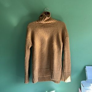 Everlane Wool/cotton blend turtleneck